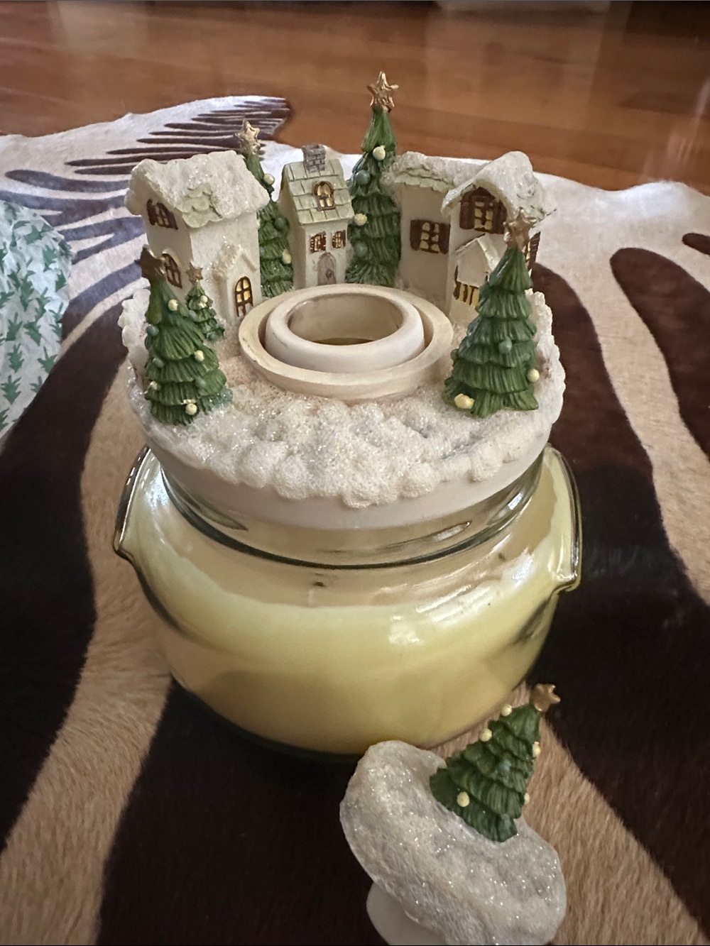 Holiday Village Candle Jar Lid - Green & White Decorative Topper